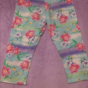 🍁5/$25 Girls Capri Leggings